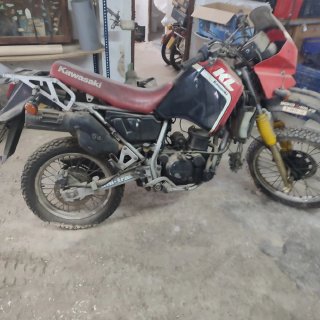 Kawasaki KLR Adventure/Enduro Moto
