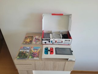 Nintendo Switch como NUEVA + Juegos y Accesorios