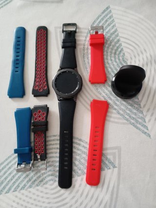 Reloj Samsung Gear Frontier + Correas