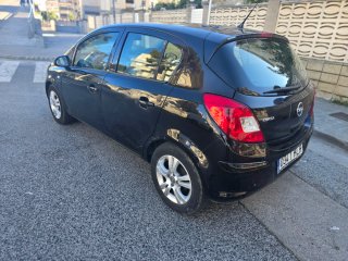 Opel Corsa 2012 sólo 50.000km embrague nuevo