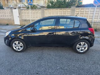 Opel Corsa 2012 sólo 50.000km embrague nuevo