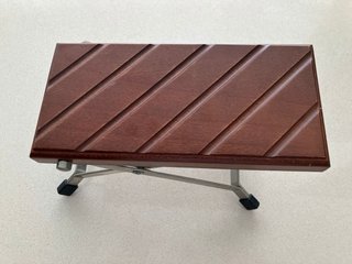 Reposapiés para Guitarra de Madera y Metal