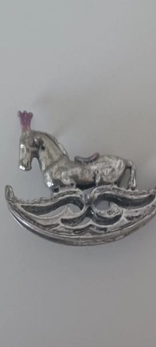 Miniatura cavallino a dondolo argento 800