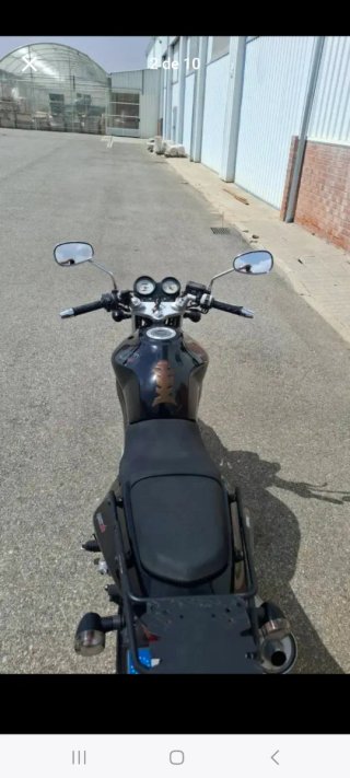 Daelim 125 Naked Negra