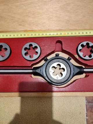 Juego de terrajas de roscar