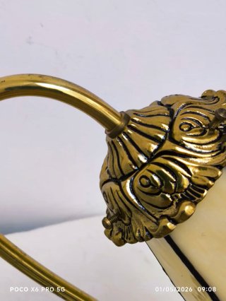 Lampada in bronzo Tiffany beige e dorato
