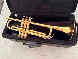 Trompeta Yamaha YTR 8310Z 3a gen