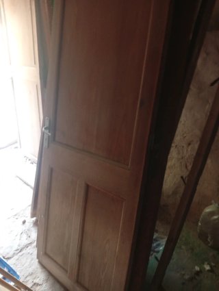 Puertas y ventanas antiguas
