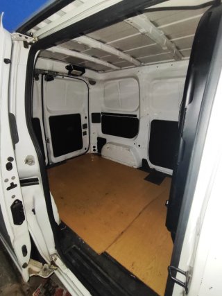 Nissan NV200 2013