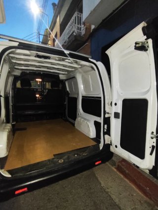 Nissan NV200 2013