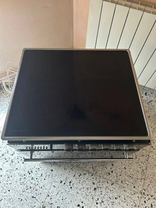 Horno Kupperbusch Negro