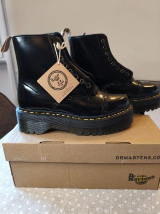 Anfibi Dr. Martens Neri Misura 38
