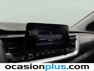 Kia Stonic 1.0 T-GDi MHEV iMT Concept 74 kW (100 CV)