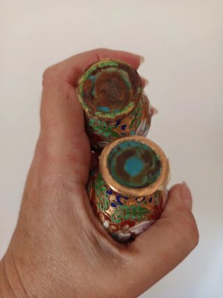 Antiguas jarras Cloisonné Doradas Florales