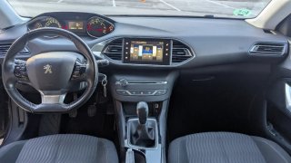 Peugeot 308 2016