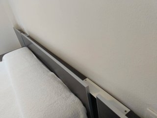 Estructura cama 150cm y mesita