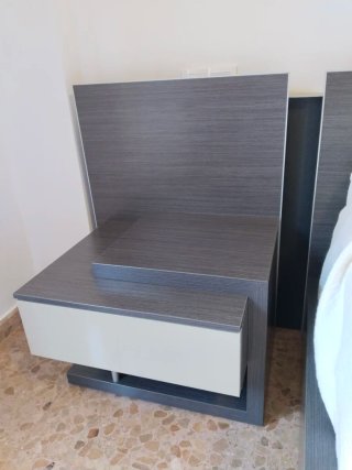 Estructura cama 150cm y mesita