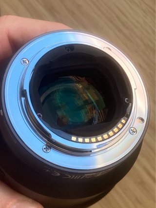 Sony FE 85mm 1.8