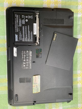 Laptop Asus nero