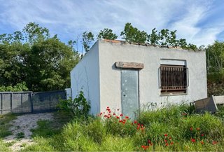 Finca rústica vallada con agua y olivos Cocentaina