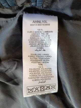 Motera Naf Naf cuero auténtico. XS mujer. Medidas.