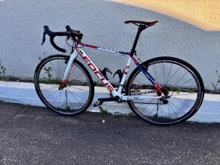Bicicleta de carretera Focus