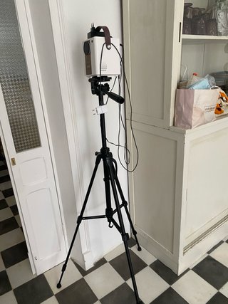 Proyector COOL + Trípode + chromecast