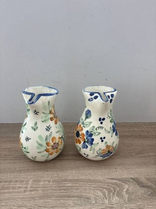PAREJA DE JARRONCITOS CERÁMICA