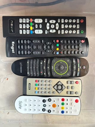 Lote 5 Mandos a Distancia Varios