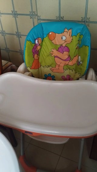 Trona grande para bebés con diseño infantil