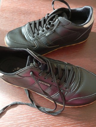 Zapatillas Skechers Mujer Negras ,usadas muy poco
