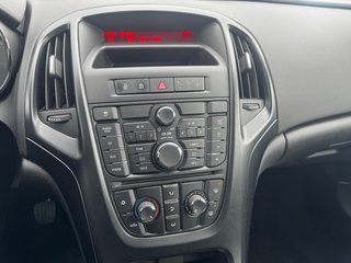Opel Astra 99.0000km ETIQUETA C