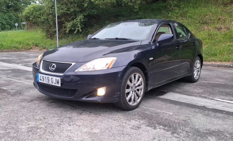 Lexus IS 2008 - foto 1