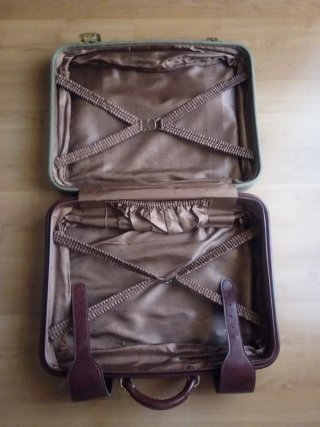 Maleta Vintage de la marca Tauro.
