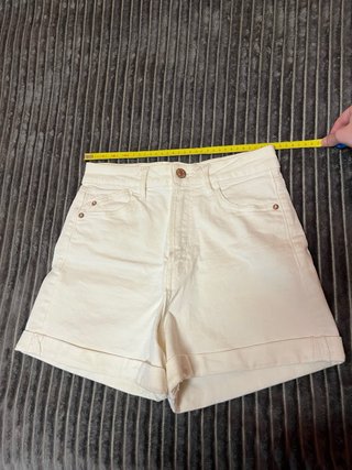 Stradivarius Mom Slim Shorts Talla 36