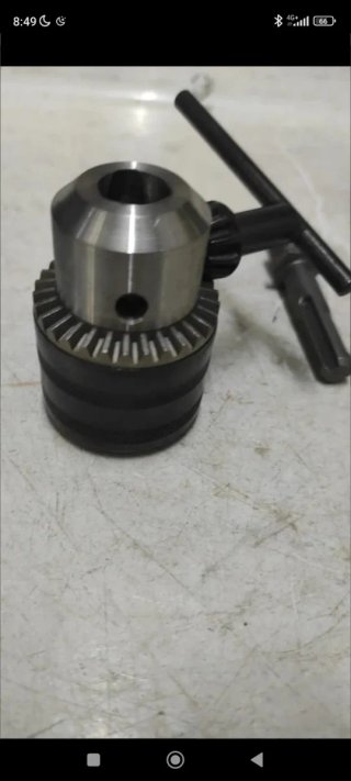 Portabrocas nuevo con adaptador SDS Plus