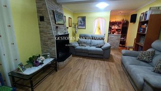 Casa adosada en venta en Castalla