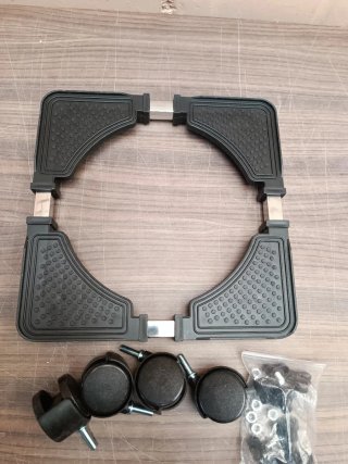 Base ajustable con ruedas para butano, cajas etc