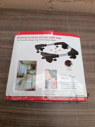 Base ajustable con ruedas para butano, cajas etc