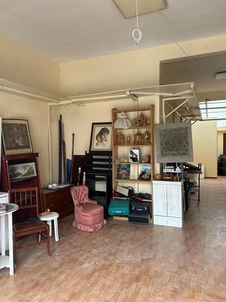 Local comercial en venta en Palomeras bajas en Madrid