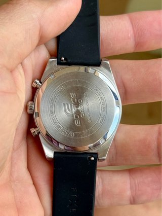 Casio Edifice EFB-730D Cronógrafo