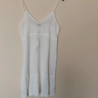 Vestido playero blanco talla L NUEVO con ETIQUETA.