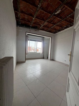 Piso en venta en Ca n'Aurell en Terrassa