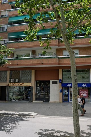 Local comercial en venta en La Salut - Lloreda en Badalona