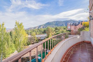 Chalet en venta en Zubia (La)