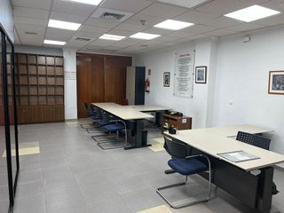 Local comercial en alquiler en Ensanche - Diputación en Alicante