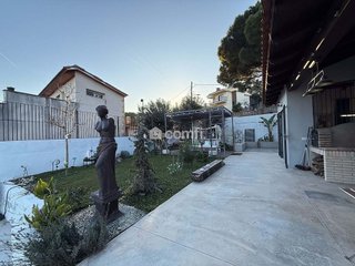 Chalet en alquiler en Sant Vicenç dels Horts