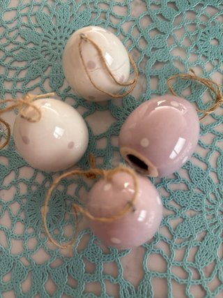 Bol Gallina con Huevos Decorativos