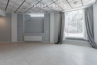 Local comercial en venta en Numancia en Madrid