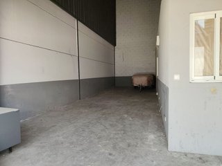 Nave industrial en venta en Velilla de San Antonio